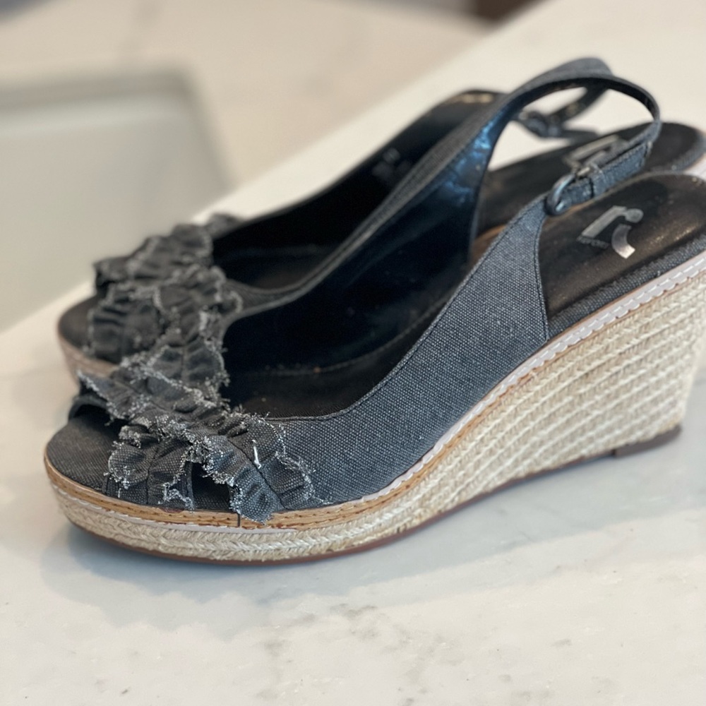 Espadrille sandals dark grey size 11
